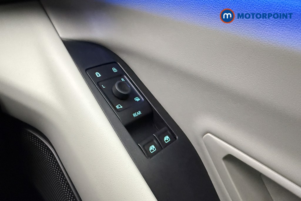 Ford Explorer Premium Automatic Electric SUV - Stock Number (1602329) - 18th supplementary image