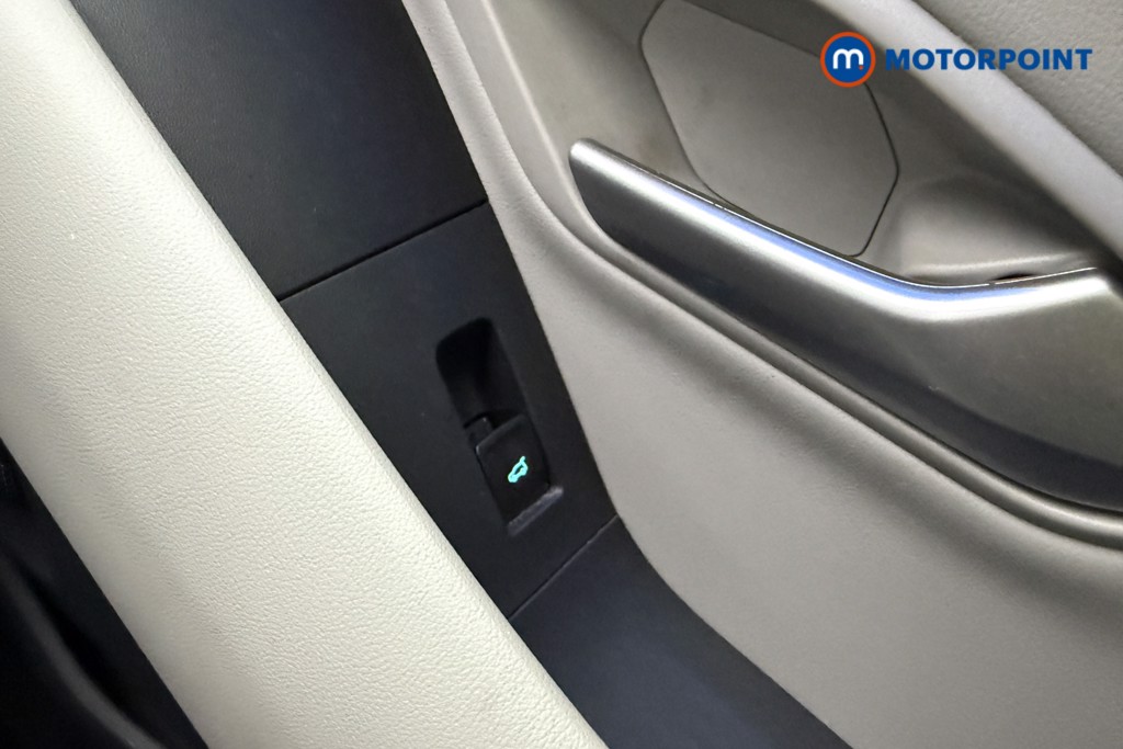 Ford Explorer Premium Automatic Electric SUV - Stock Number (1602329) - 19th supplementary image