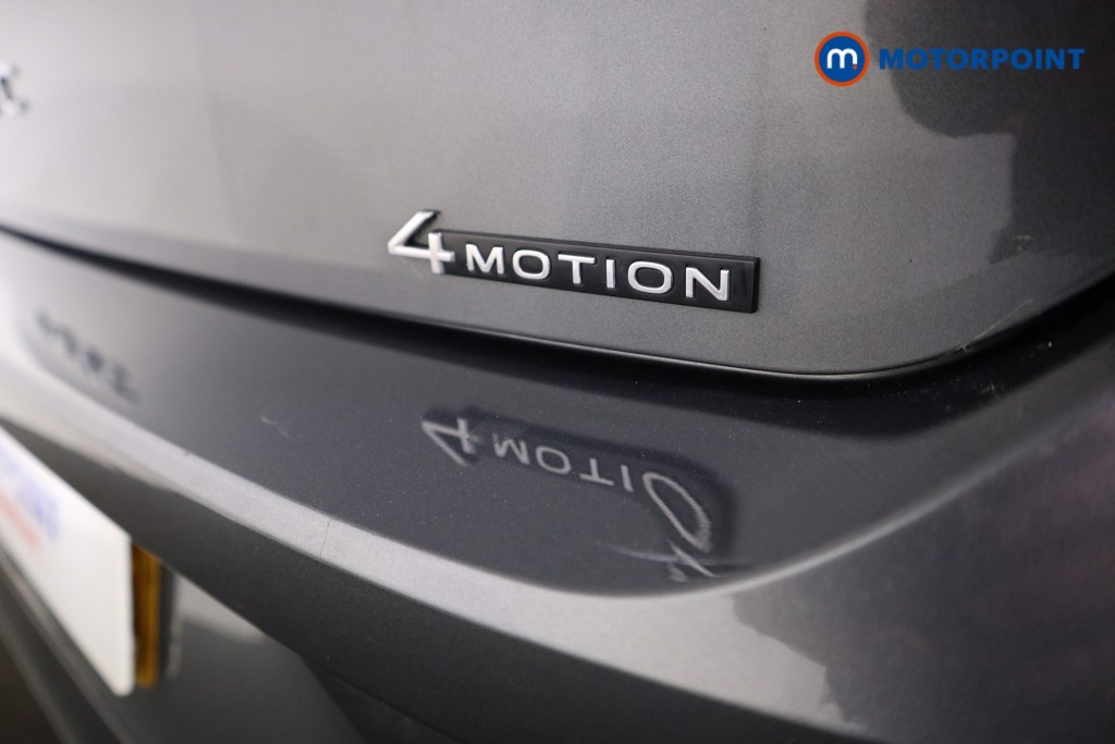 Volkswagen T-Roc R-Line Automatic Petrol SUV - Stock Number (1602552) - 30th supplementary image