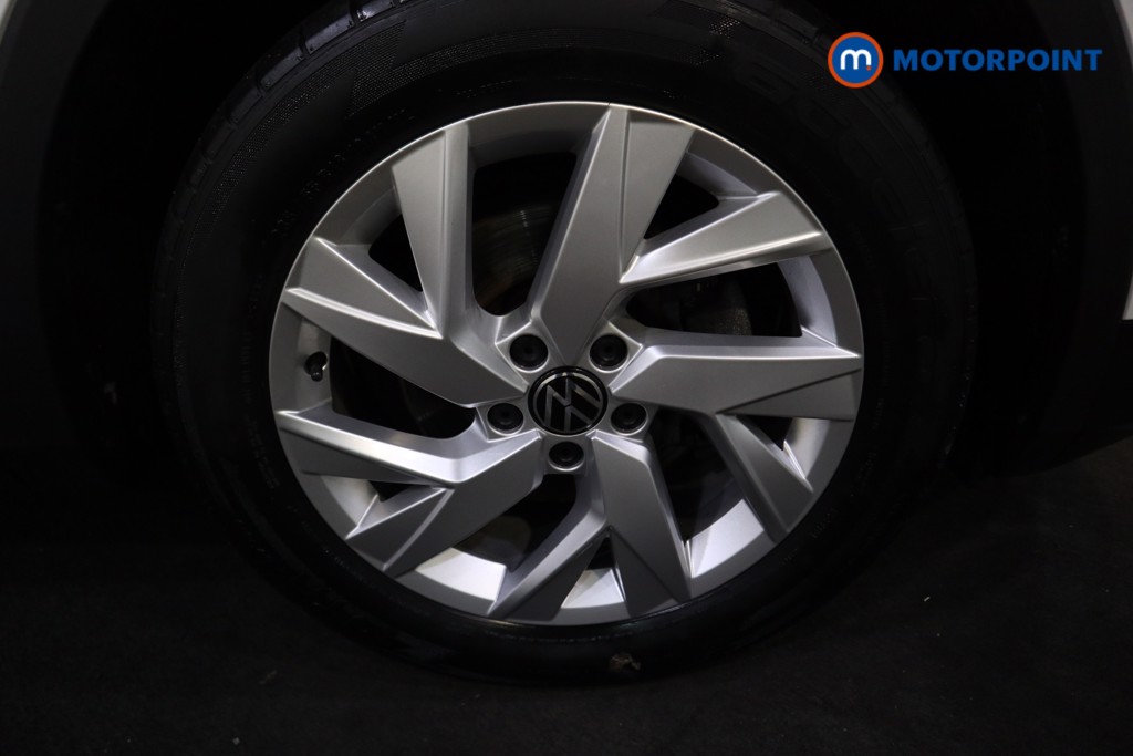 Volkswagen Tiguan Life Automatic Petrol SUV - Stock Number (1602576) - 19th supplementary image
