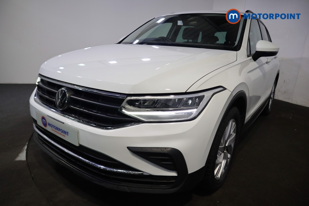 Volkswagen Tiguan Life Automatic Petrol SUV - Stock Number (1602576) - 30th supplementary image