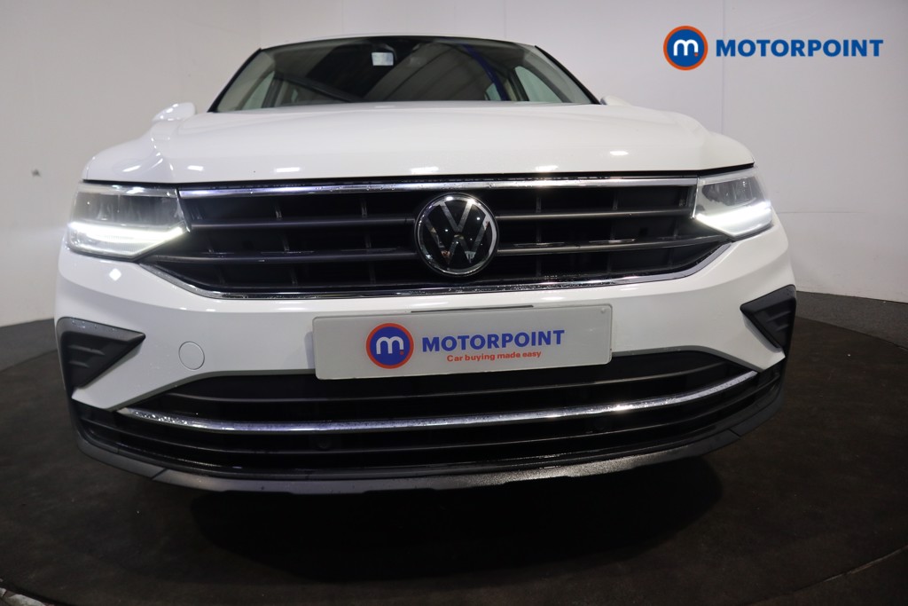 Volkswagen Tiguan Life Automatic Petrol SUV - Stock Number (1602576) - 31st supplementary image