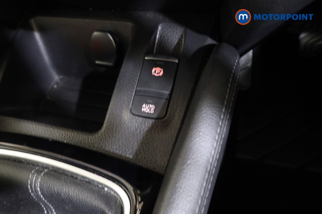 Nissan Qashqai N-Tec Manual Petrol SUV - Stock Number (1602578) - 9th supplementary image