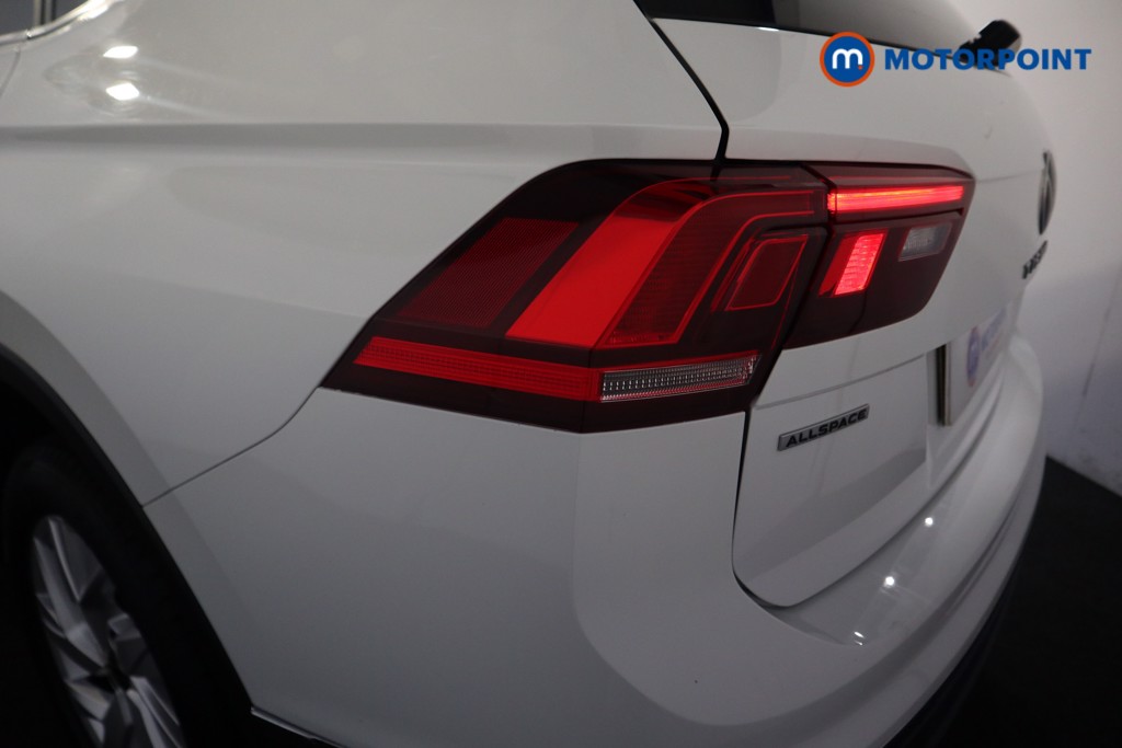 Volkswagen Tiguan Allspace Life Manual Petrol SUV - Stock Number (1602592) - 27th supplementary image