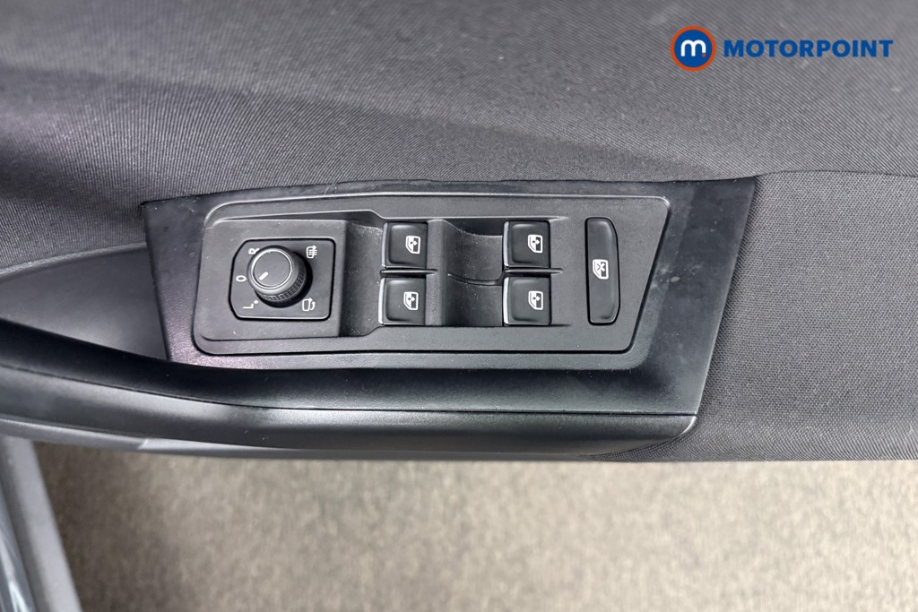 Volkswagen T-Roc Black Edition Automatic Petrol SUV - Stock Number (1602610) - 20th supplementary image