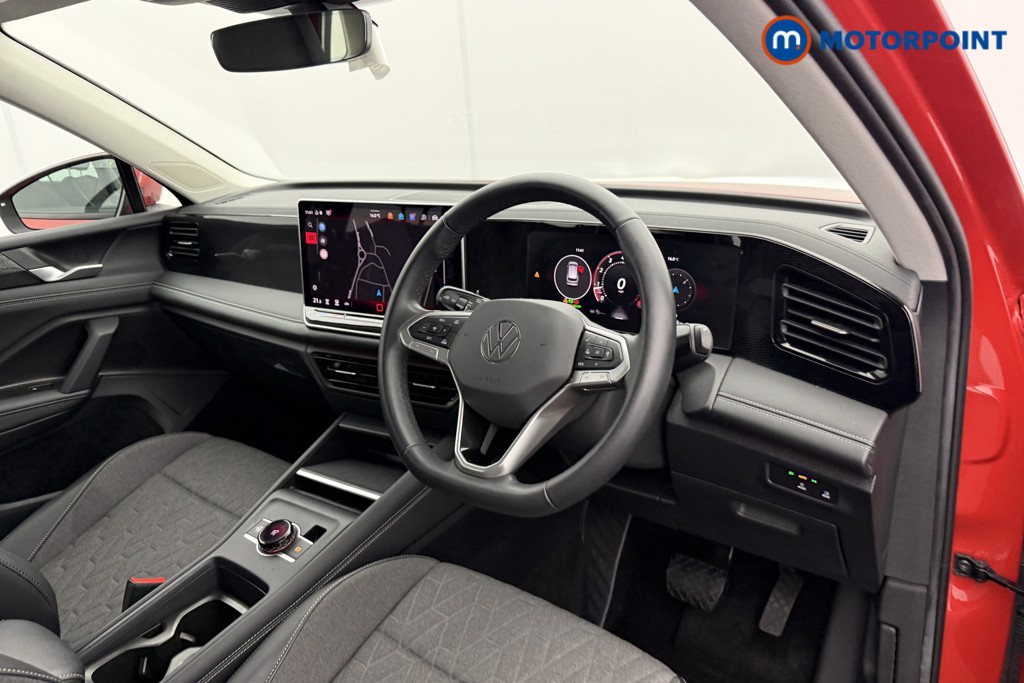 Volkswagen Tiguan Life Automatic Petrol SUV - Stock Number (1602629) - 4th supplementary image