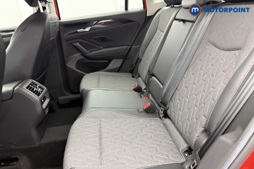 Volkswagen Tiguan Life Automatic Petrol SUV - Stock Number (1602629) - 23rd supplementary image