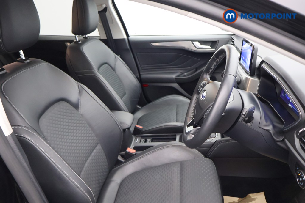 Ford Focus Titanium X Edition Manual Petrol Hatchback - Stock Number (1602746) - 13th supplementary image
