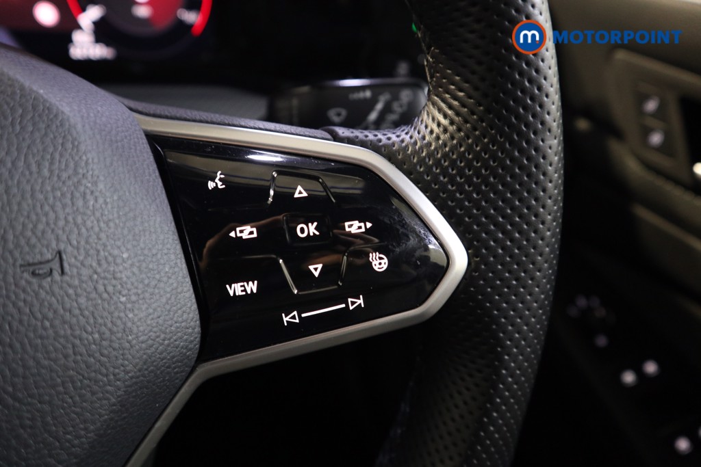 Volkswagen Golf R-Line Manual Petrol Hatchback - Stock Number (1602766) - 4th supplementary image