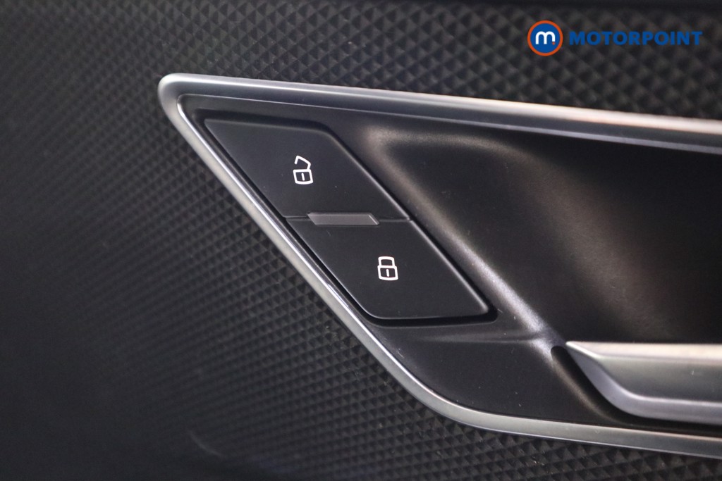 Audi Q2 Black Edition Automatic Petrol SUV - Stock Number (1602832) - 12th supplementary image