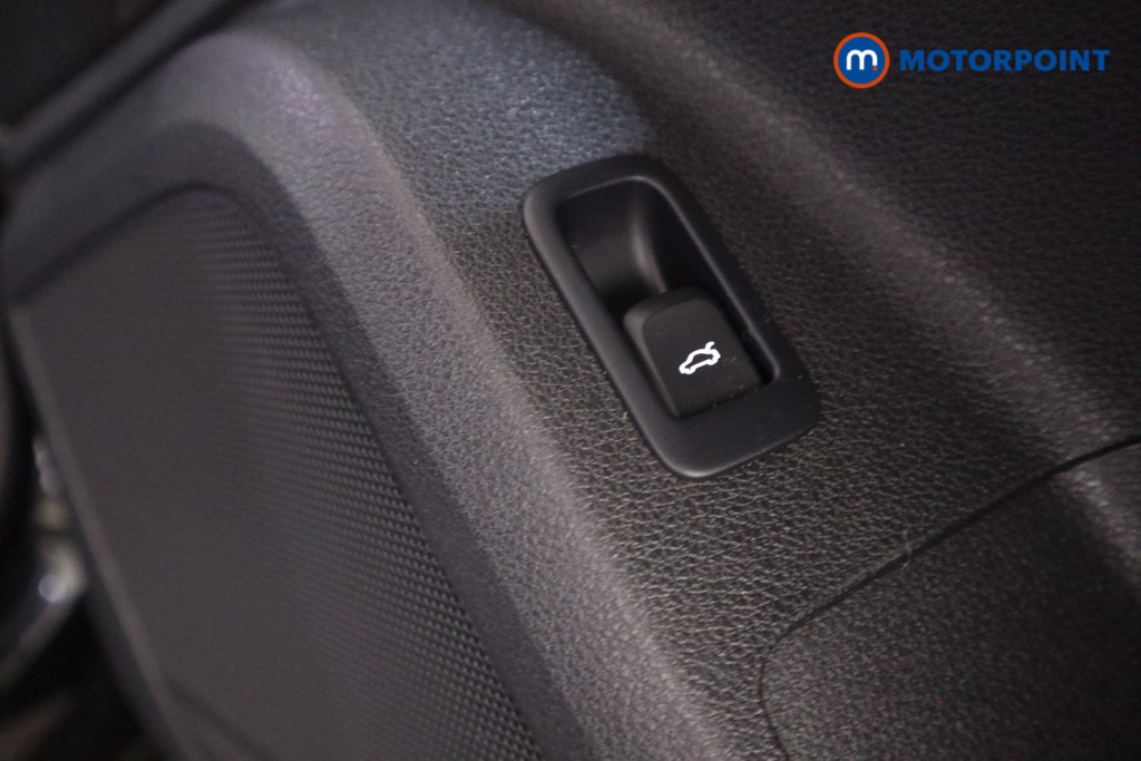 Audi Q2 Black Edition Automatic Petrol SUV - Stock Number (1602832) - 14th supplementary image