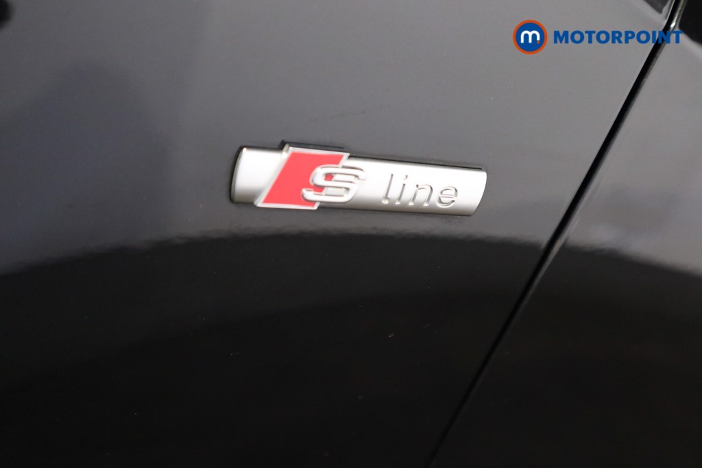 Audi Q2 Black Edition Automatic Petrol SUV - Stock Number (1602832) - 32nd supplementary image