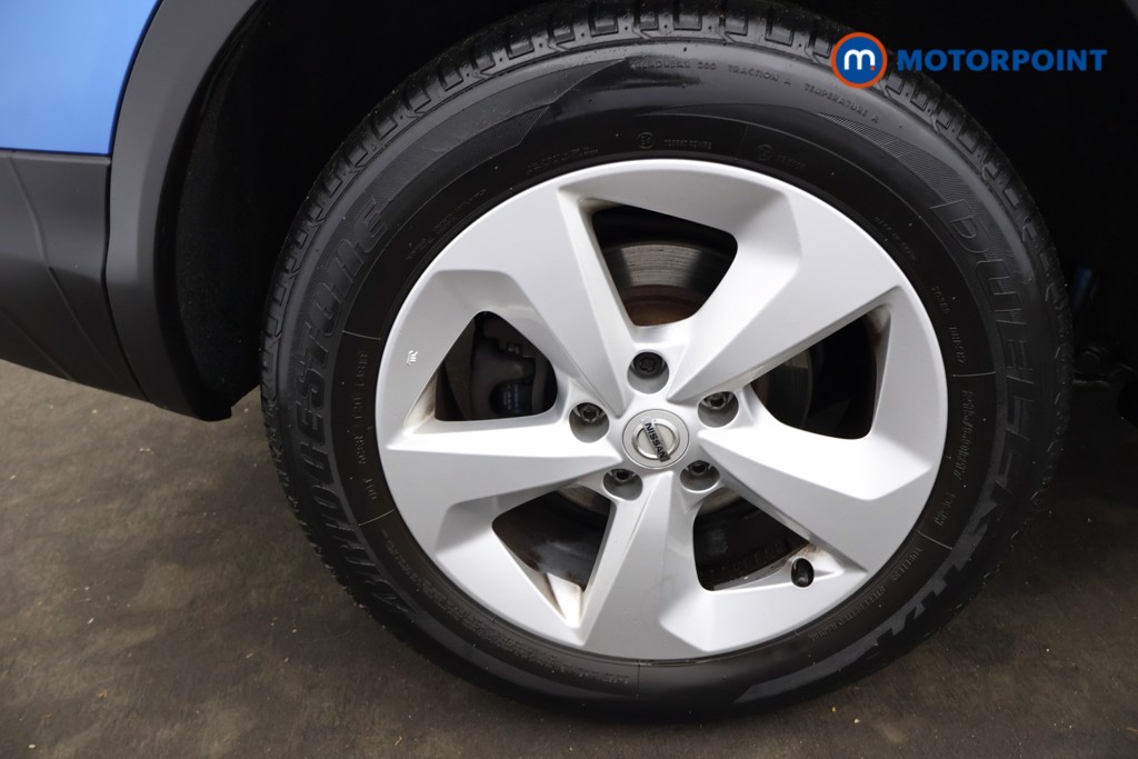 Nissan Qashqai Acenta Premium Manual Petrol SUV - Stock Number (1602889) - 24th supplementary image