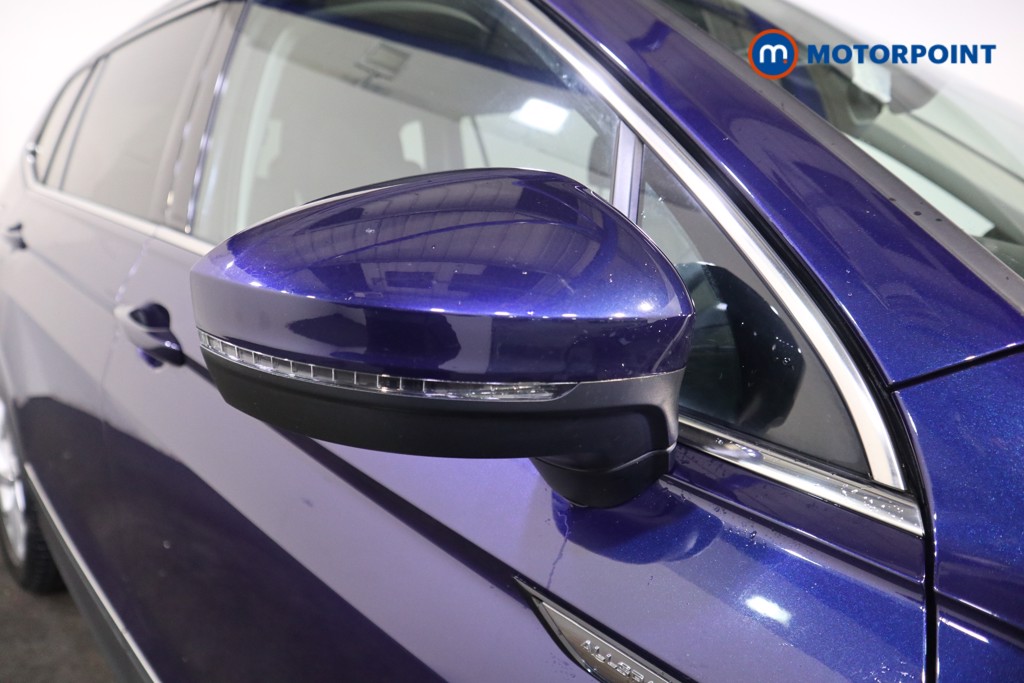 Volkswagen Tiguan Allspace Life Automatic Petrol SUV - Stock Number (1602939) - 32nd supplementary image