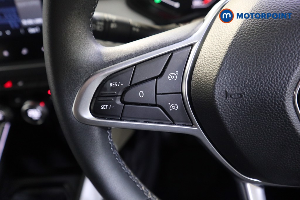 Renault Clio Techno Manual Petrol Hatchback - Stock Number (1602960) - 3rd supplementary image