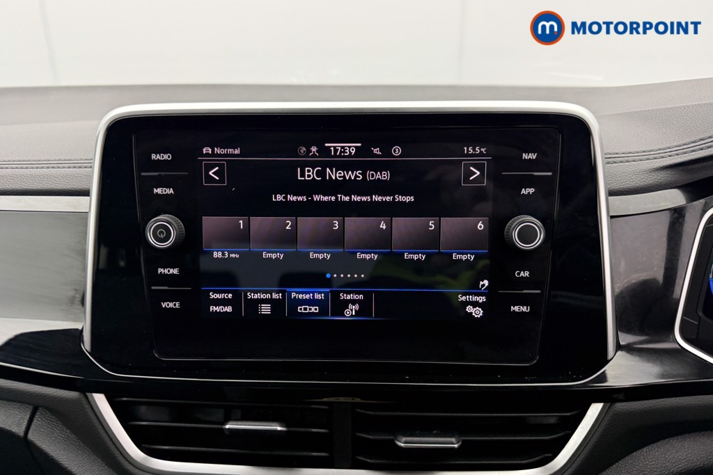 Volkswagen T-Roc R-Line Manual Petrol SUV - Stock Number (1602999) - 7th supplementary image