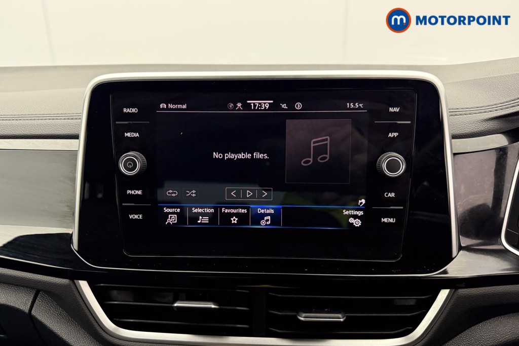 Volkswagen T-Roc R-Line Manual Petrol SUV - Stock Number (1602999) - 8th supplementary image