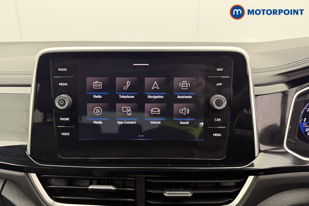 Volkswagen T-Roc R-Line Manual Petrol SUV - Stock Number (1602999) - 12th supplementary image