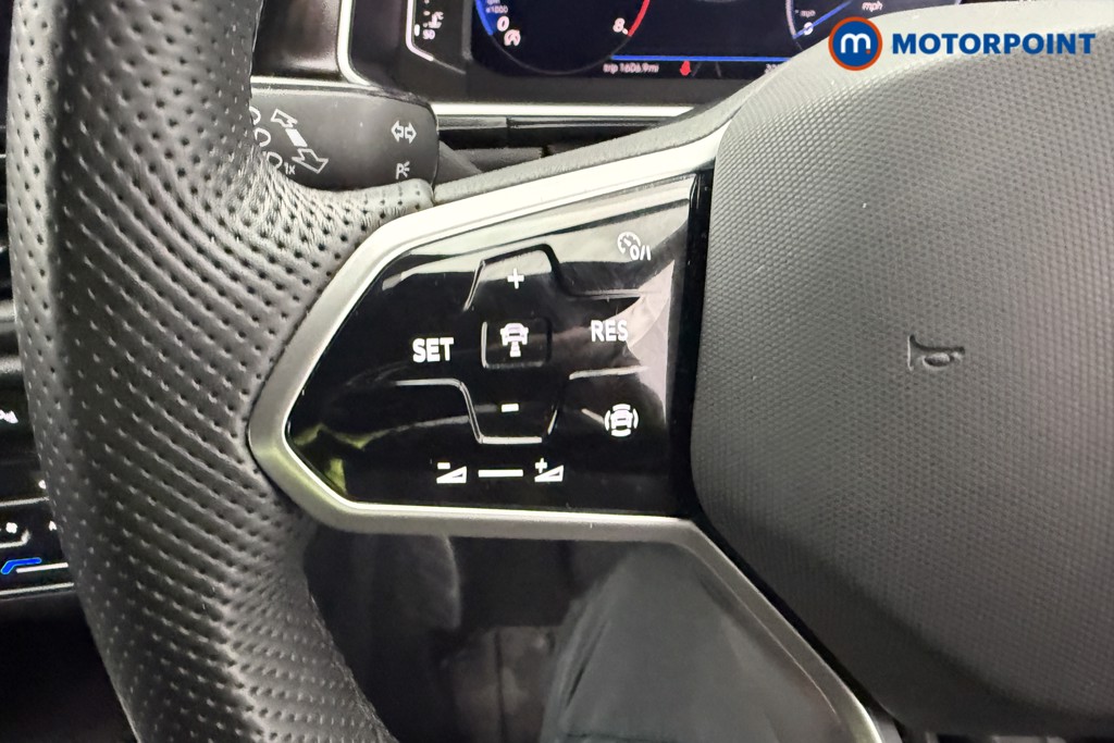 Volkswagen T-Roc R-Line Manual Petrol SUV - Stock Number (1602999) - 15th supplementary image