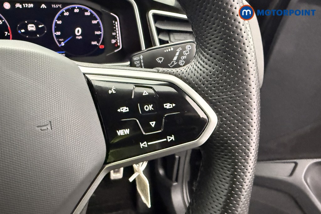 Volkswagen T-Roc R-Line Manual Petrol SUV - Stock Number (1602999) - 16th supplementary image