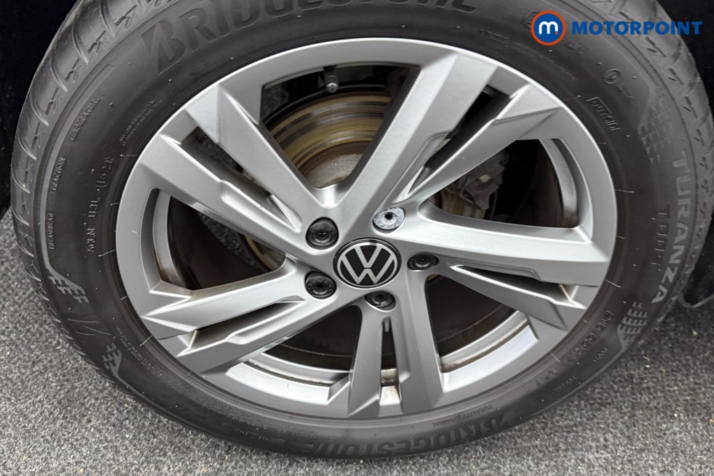 Volkswagen T-Roc R-Line Manual Petrol SUV - Stock Number (1602999) - 33rd supplementary image