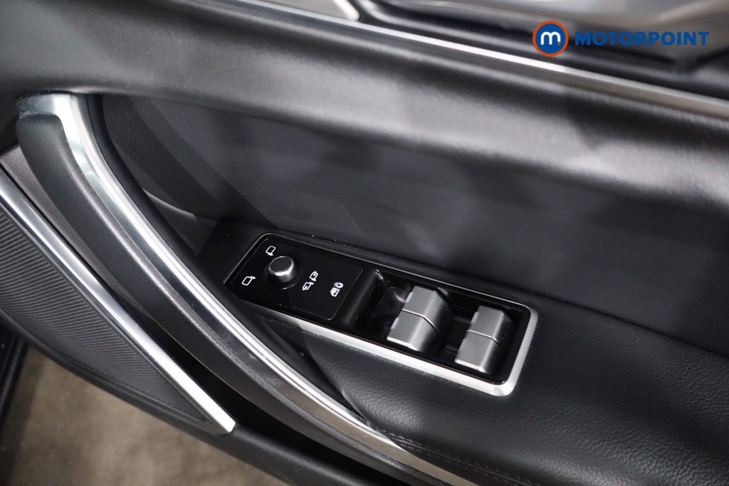 Jaguar XF S Automatic Petrol Saloon - Stock Number (1603005) - 28th supplementary image