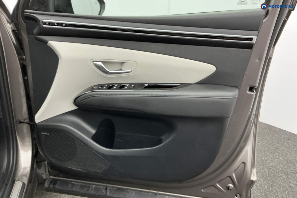 Hyundai Tucson Ultimate Automatic Petrol-Electric Hybrid SUV - Stock Number (1603024) - 25th supplementary image
