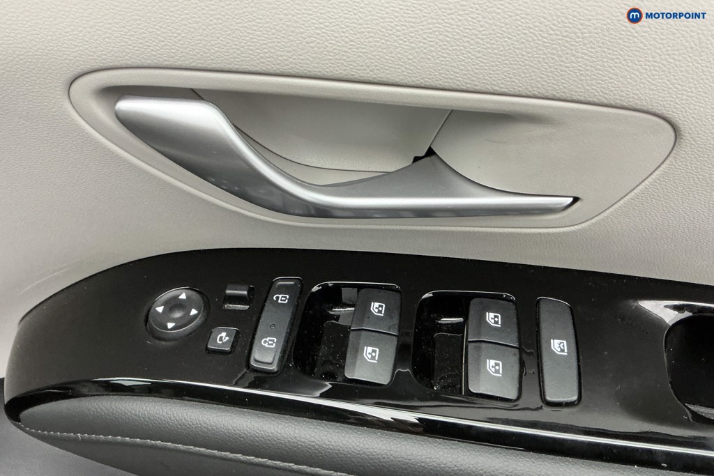 Hyundai Tucson Ultimate Automatic Petrol-Electric Hybrid SUV - Stock Number (1603024) - 26th supplementary image