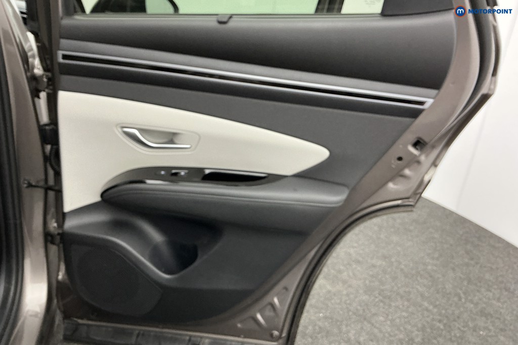 Hyundai Tucson Ultimate Automatic Petrol-Electric Hybrid SUV - Stock Number (1603024) - 28th supplementary image