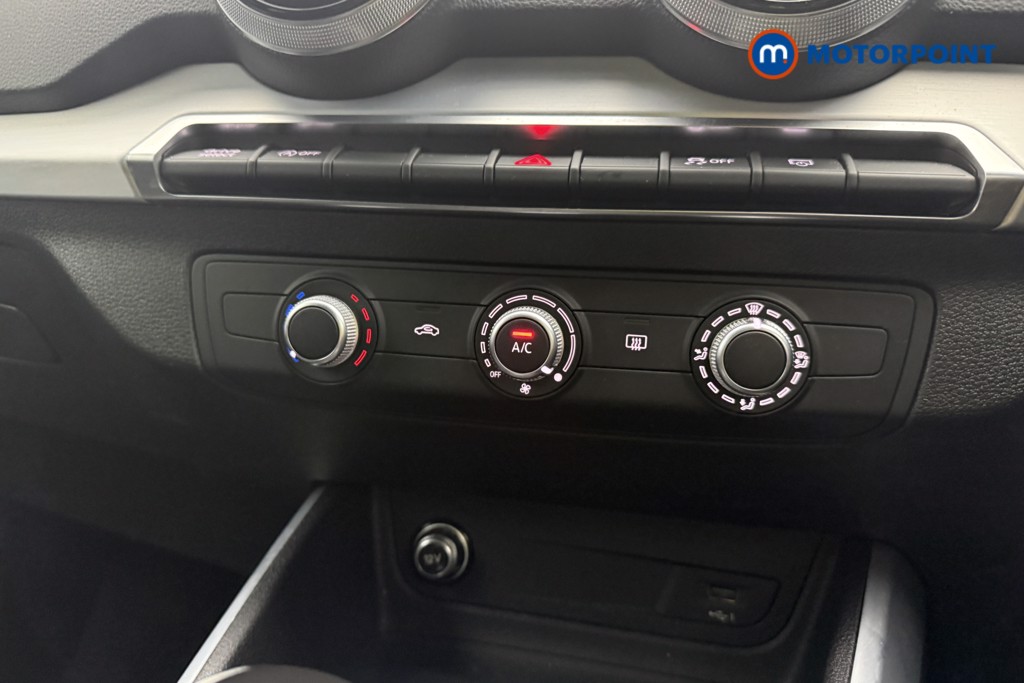 Audi Q2 Black Edition Automatic Petrol SUV - Stock Number (1603116) - 14th supplementary image