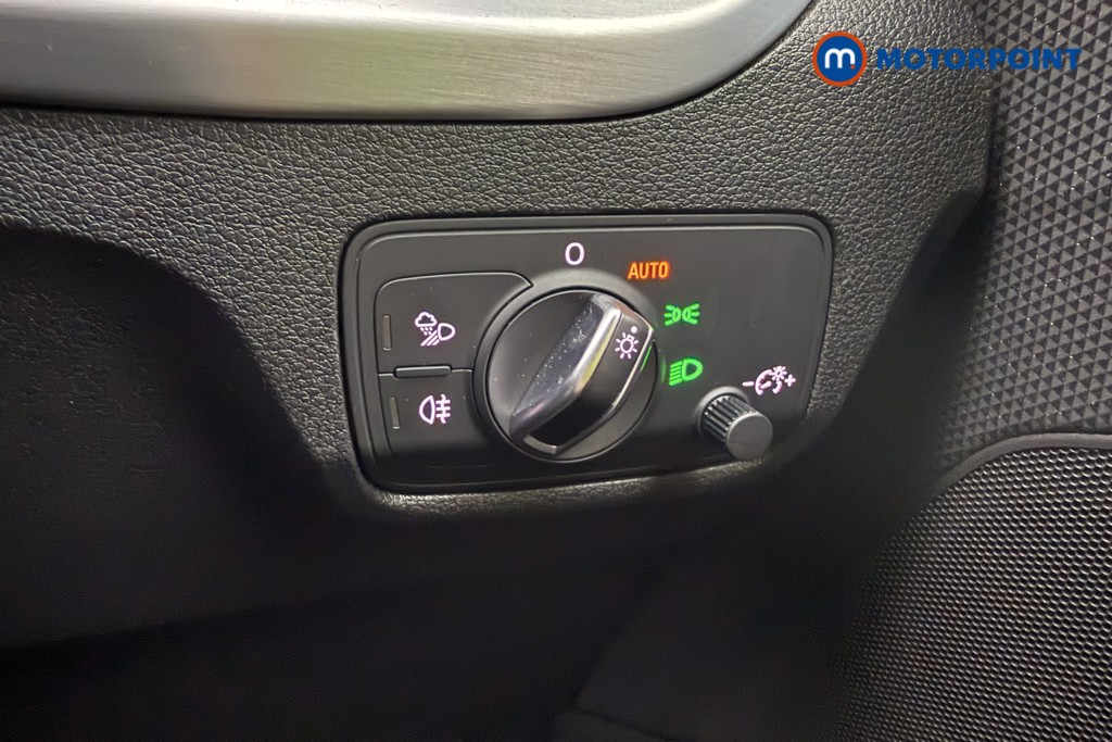 Audi Q2 Black Edition Automatic Petrol SUV - Stock Number (1603116) - 19th supplementary image