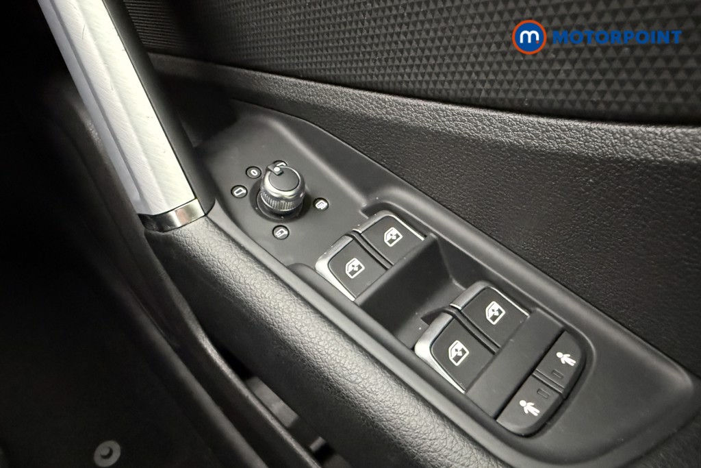 Audi Q2 Black Edition Automatic Petrol SUV - Stock Number (1603116) - 20th supplementary image