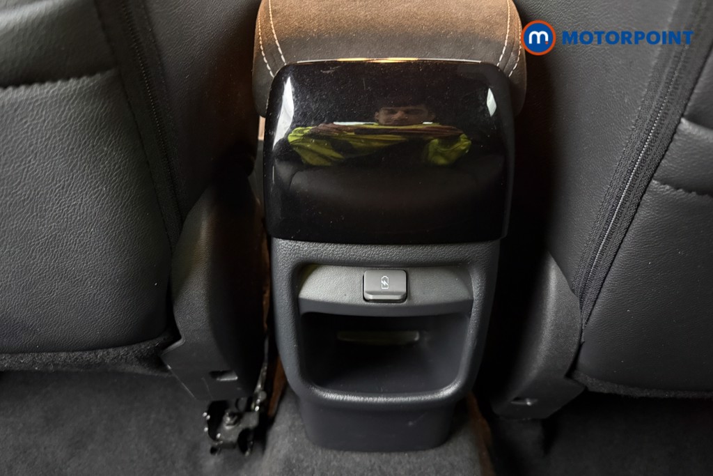 Nissan Juke Tekna-Plus Manual Petrol SUV - Stock Number (1603216) - 6th supplementary image