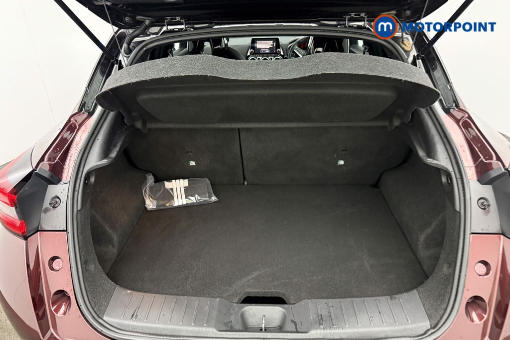 Nissan Juke Tekna-Plus Manual Petrol SUV - Stock Number (1603216) - 14th supplementary image