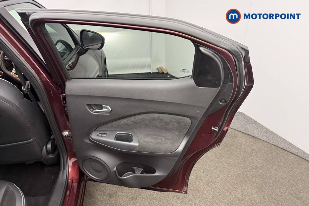 Nissan Juke Tekna-Plus Manual Petrol SUV - Stock Number (1603216) - 16th supplementary image