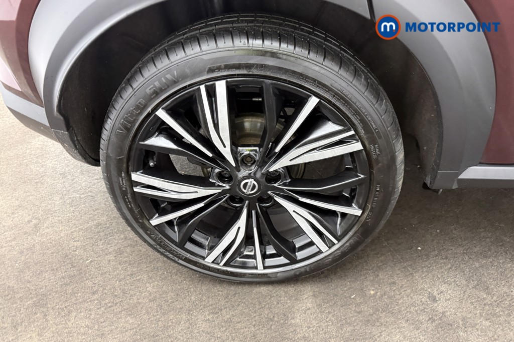 Nissan Juke Tekna-Plus Manual Petrol SUV - Stock Number (1603216) - 38th supplementary image