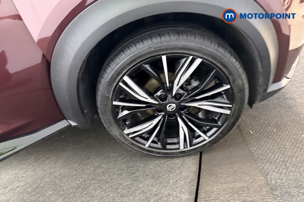 Nissan Juke Tekna-Plus Manual Petrol SUV - Stock Number (1603216) - 39th supplementary image