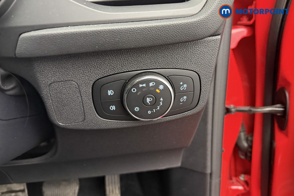 Ford Focus St-Line Automatic Petrol Estate - Stock Number (1603443) - 13th supplementary image