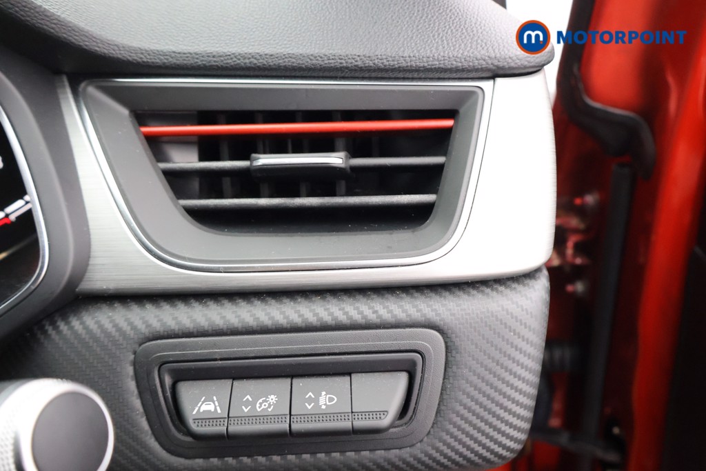 Renault Captur R.S. Line Automatic Petrol SUV - Stock Number (1603568) - 7th supplementary image