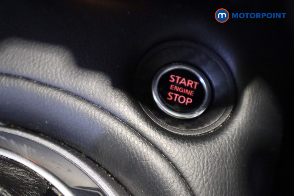 Nissan Juke N-Connecta Automatic Petrol SUV - Stock Number (1603679) - 6th supplementary image