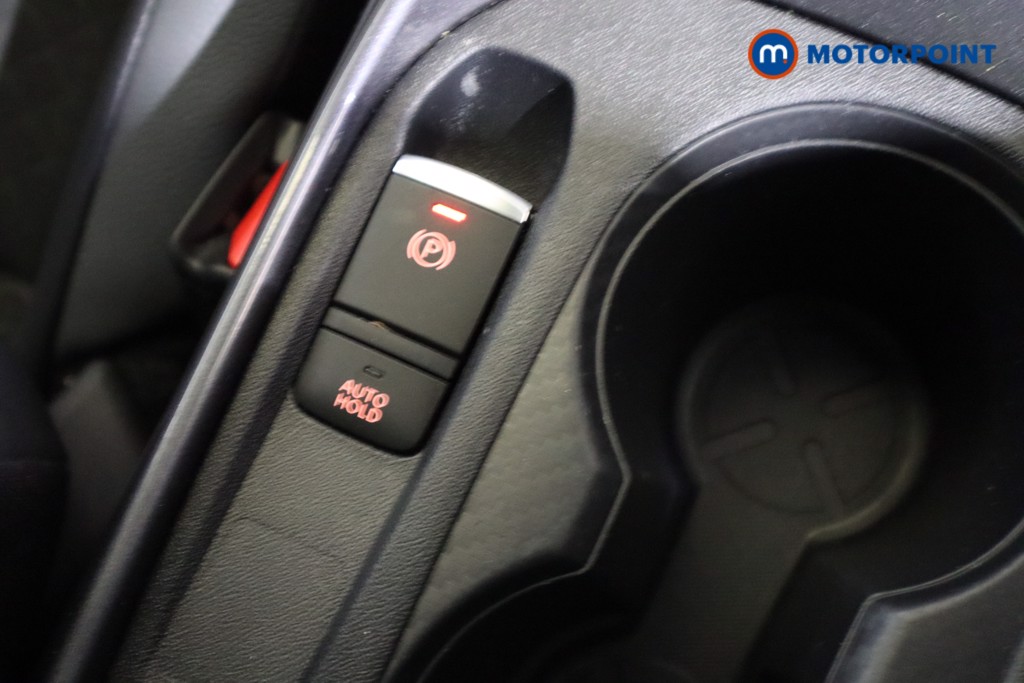 Nissan Juke N-Connecta Automatic Petrol SUV - Stock Number (1603679) - 9th supplementary image