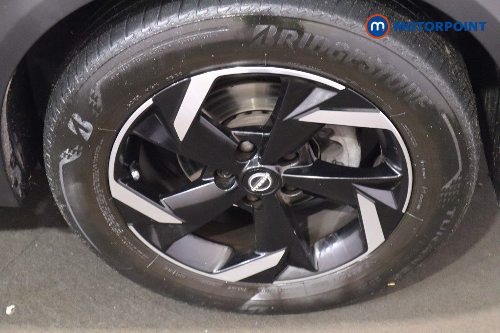 Nissan Juke N-Connecta Automatic Petrol SUV - Stock Number (1603679) - 27th supplementary image