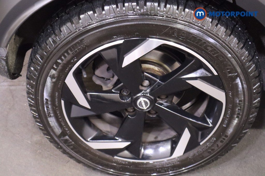 Nissan Juke N-Connecta Automatic Petrol SUV - Stock Number (1603679) - 28th supplementary image