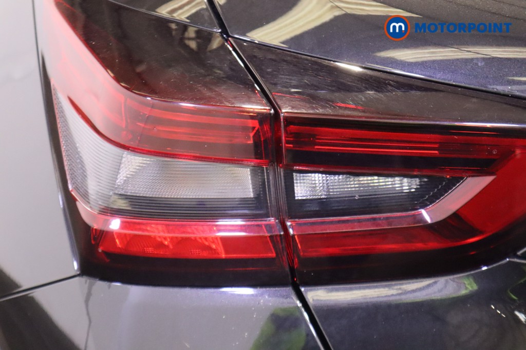 Nissan Juke N-Connecta Automatic Petrol SUV - Stock Number (1603679) - 32nd supplementary image