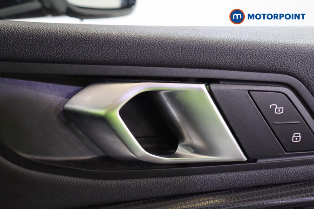BMW 2 Series Sport Automatic Petrol Saloon - Stock Number (1603925) - 14th supplementary image