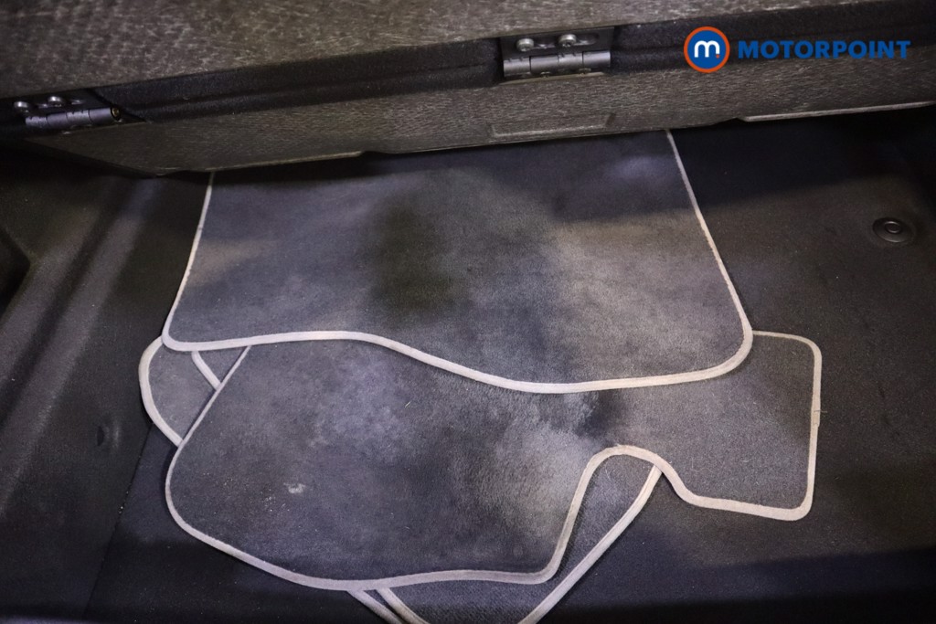 BMW 2 Series Sport Automatic Petrol Saloon - Stock Number (1603925) - 22nd supplementary image