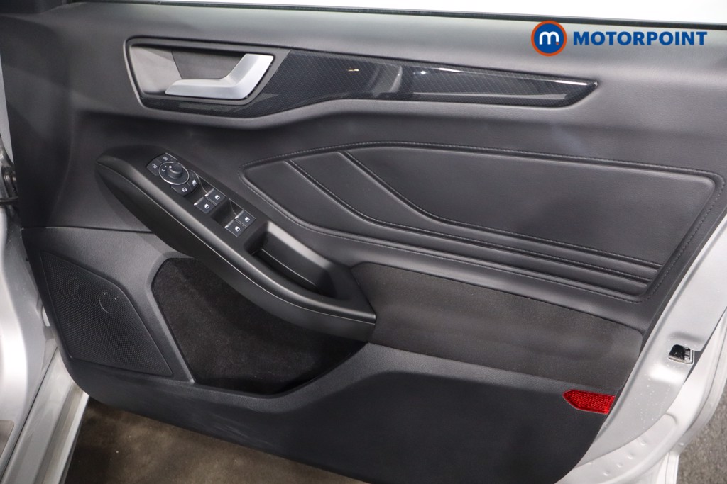 Ford Focus St-Line Manual Petrol Hatchback - Stock Number (1604067) - 27th supplementary image