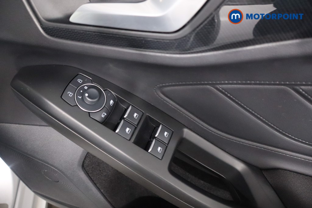 Ford Focus St-Line Manual Petrol Hatchback - Stock Number (1604067) - 28th supplementary image