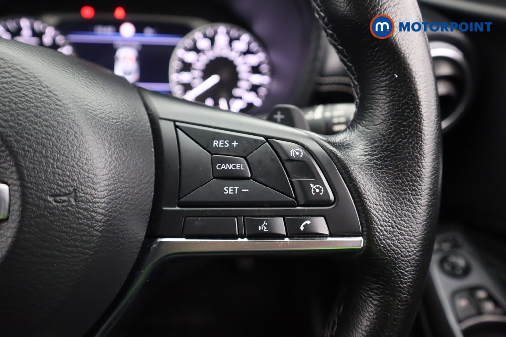 Nissan Juke N-Connecta Automatic Petrol SUV - Stock Number (1604124) - 5th supplementary image