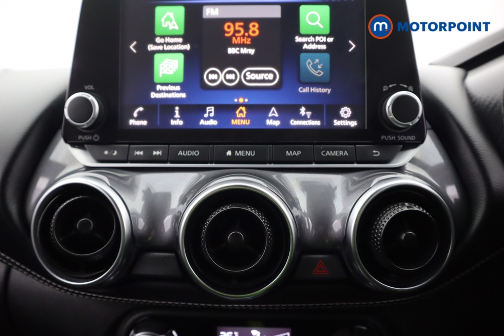 Nissan Juke N-Connecta Automatic Petrol SUV - Stock Number (1604124) - 11th supplementary image